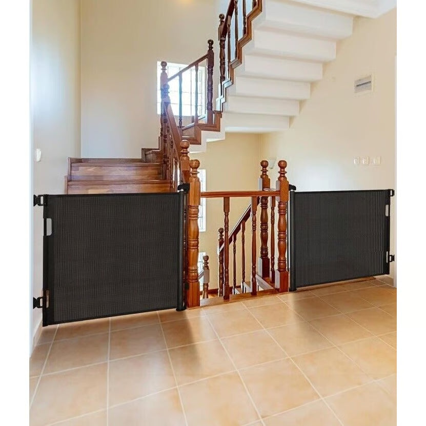 Retractable Child/Pet Gate